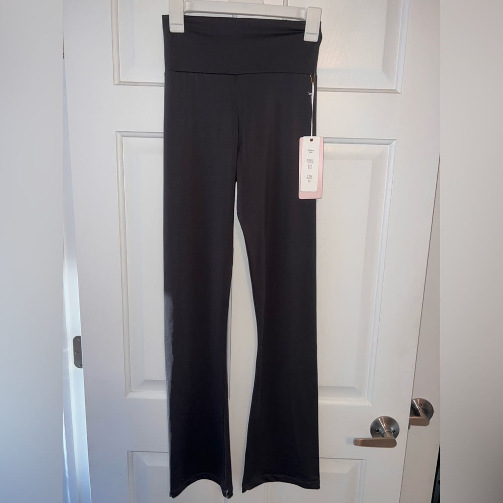 Love Tree Flared Leggings